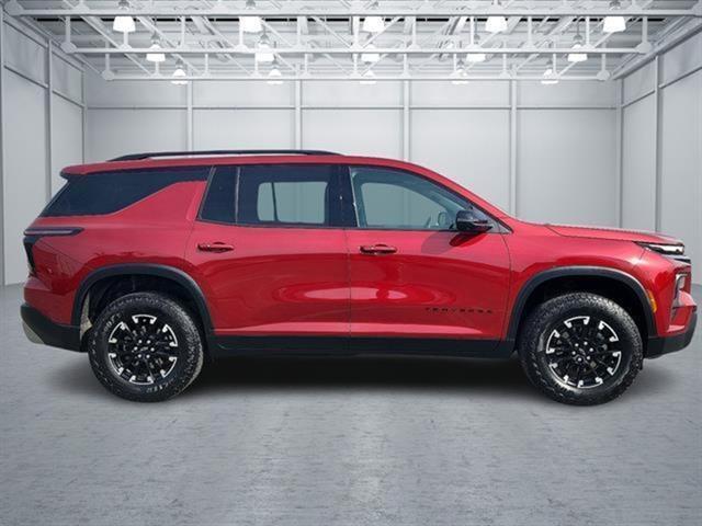used 2024 Chevrolet Traverse car, priced at $45,497