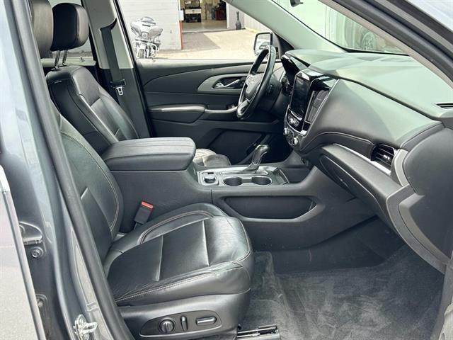 used 2020 Chevrolet Traverse car, priced at $20,997