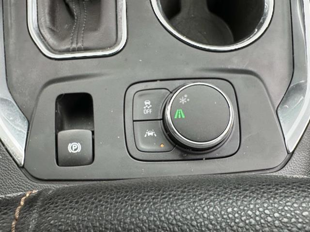 used 2020 Chevrolet Traverse car, priced at $20,997
