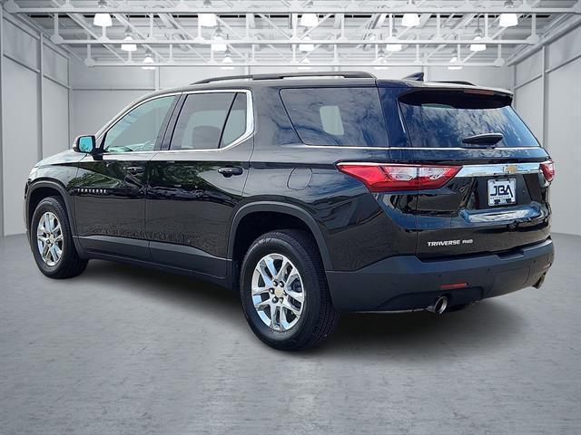 used 2021 Chevrolet Traverse car, priced at $27,997