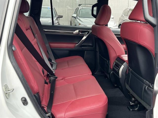 used 2023 Lexus GX 460 car, priced at $55,795