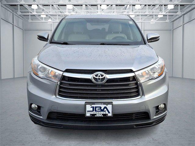 used 2016 Toyota Highlander car, priced at $16,497