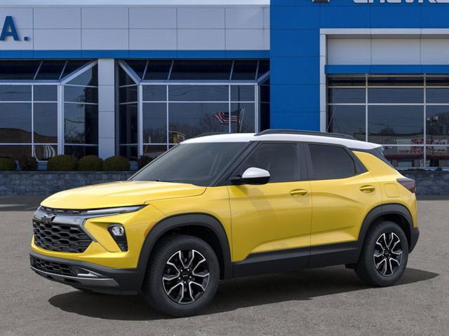 new 2025 Chevrolet TrailBlazer car, priced at $29,737