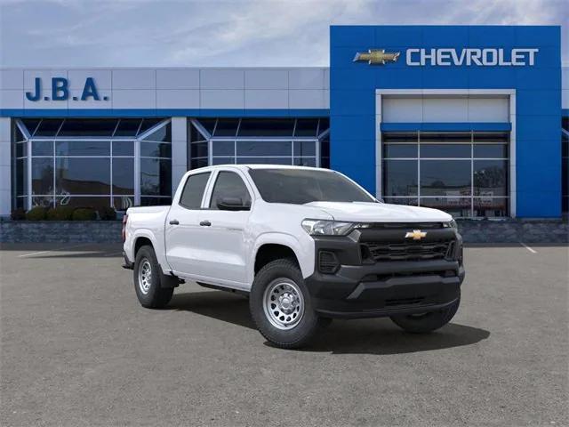 new 2024 Chevrolet Colorado car, priced at $33,025