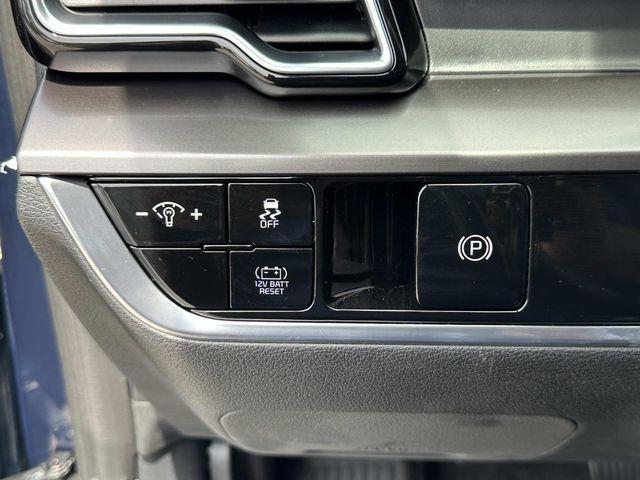 used 2025 Kia Sportage Hybrid car, priced at $34,497