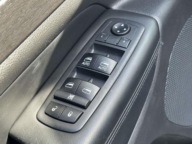used 2018 Jeep Grand Cherokee car, priced at $16,497