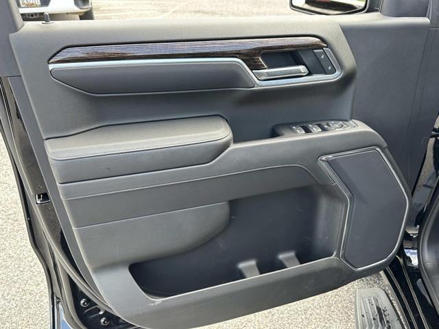 used 2022 GMC Sierra 1500 car, priced at $39,497