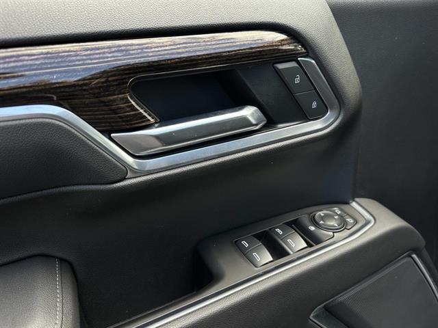 used 2022 GMC Sierra 1500 car, priced at $39,497