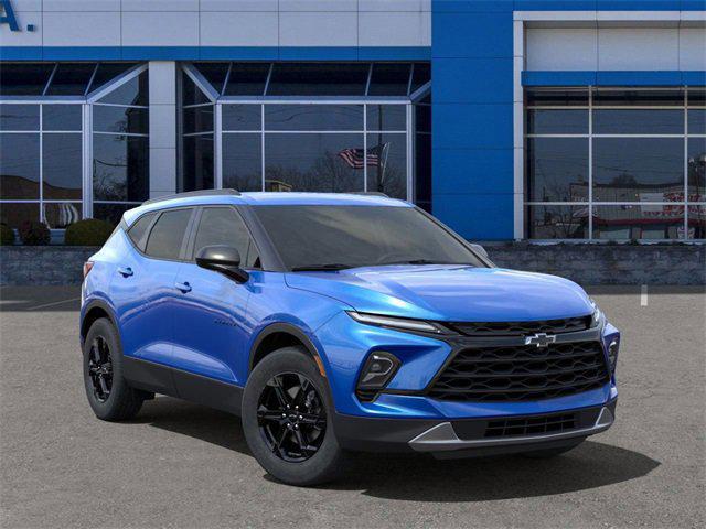 new 2025 Chevrolet Blazer car, priced at $38,555