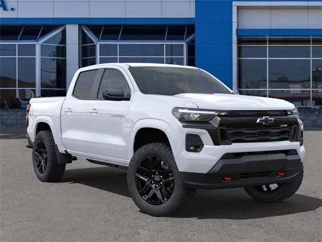 new 2024 Chevrolet Colorado car, priced at $44,435