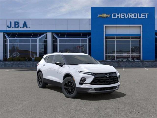 new 2025 Chevrolet Blazer car, priced at $39,555