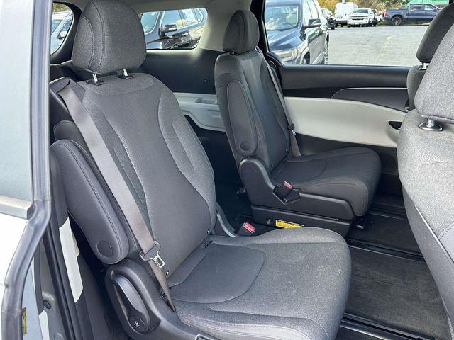 used 2023 Kia Carnival car, priced at $29,497