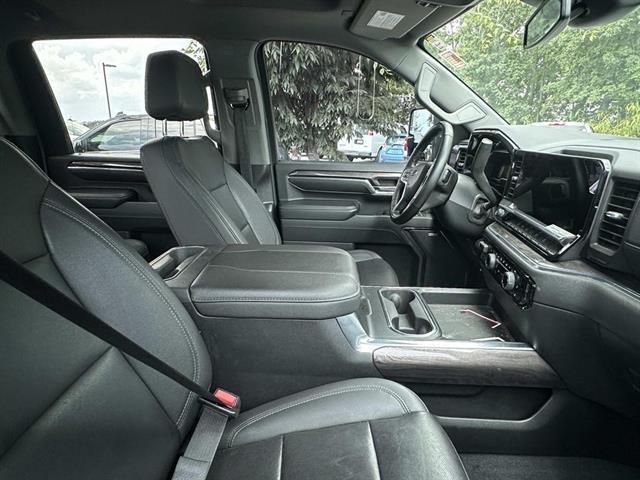 used 2024 Chevrolet Silverado 2500 car, priced at $58,997