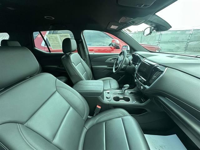 used 2023 Chevrolet Traverse car, priced at $32,497