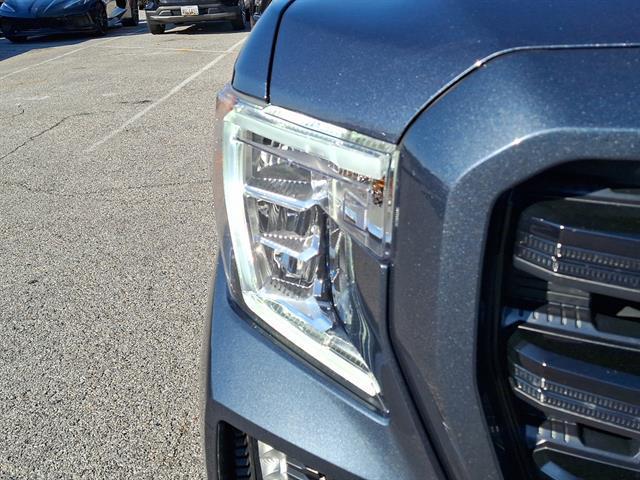 used 2022 GMC Sierra 1500 car, priced at $31,997