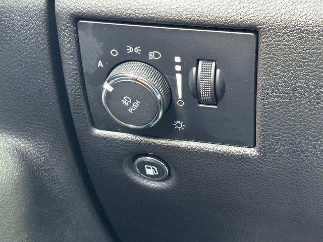 used 2021 Jeep Grand Cherokee car, priced at $22,497