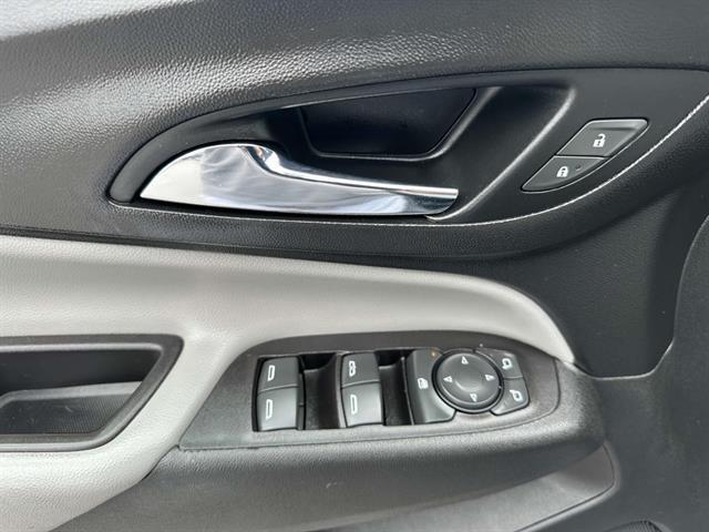 used 2022 Chevrolet Equinox car, priced at $18,997