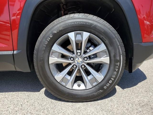 used 2025 Chevrolet Equinox car, priced at $27,990