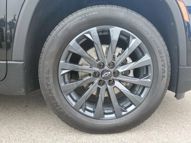 used 2022 Chevrolet Traverse car, priced at $27,895