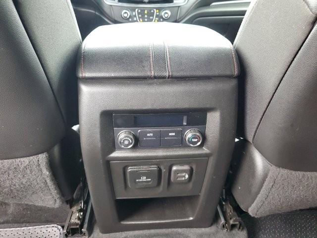used 2022 Chevrolet Traverse car, priced at $27,895