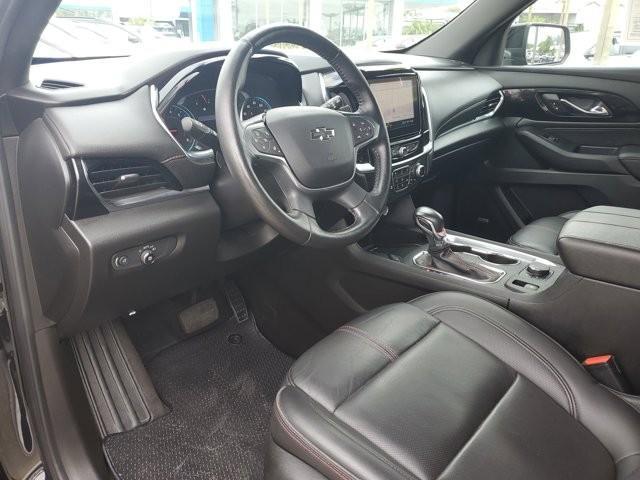 used 2022 Chevrolet Traverse car, priced at $27,895