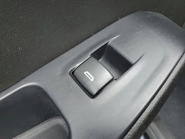 used 2022 Chevrolet Traverse car, priced at $27,895