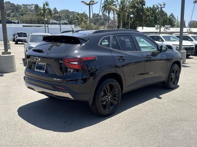 new 2025 Chevrolet Trax car, priced at $26,589