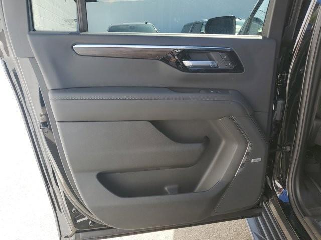 new 2026 Chevrolet Suburban car, priced at $73,870
