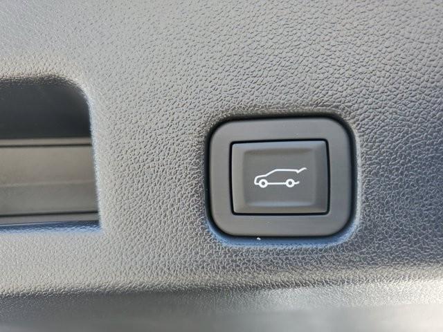 new 2025 Chevrolet Traverse car, priced at $42,694