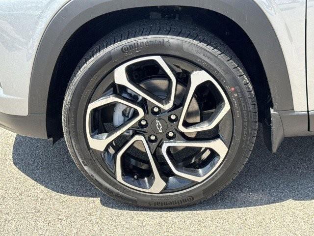 new 2025 Chevrolet Trax car, priced at $26,365