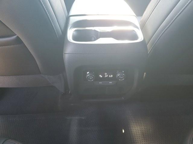 new 2026 Chevrolet Traverse car, priced at $56,550