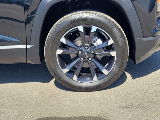 new 2026 Chevrolet Equinox car, priced at $35,555