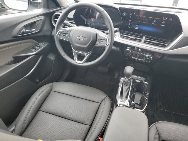 used 2025 Chevrolet Trax car, priced at $24,985