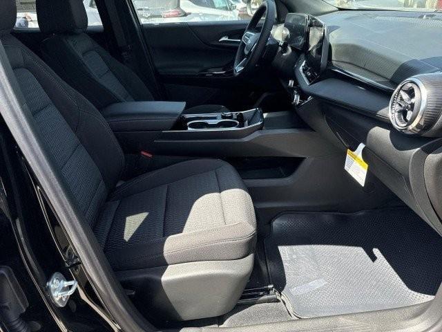 new 2026 Chevrolet Equinox car, priced at $28,995