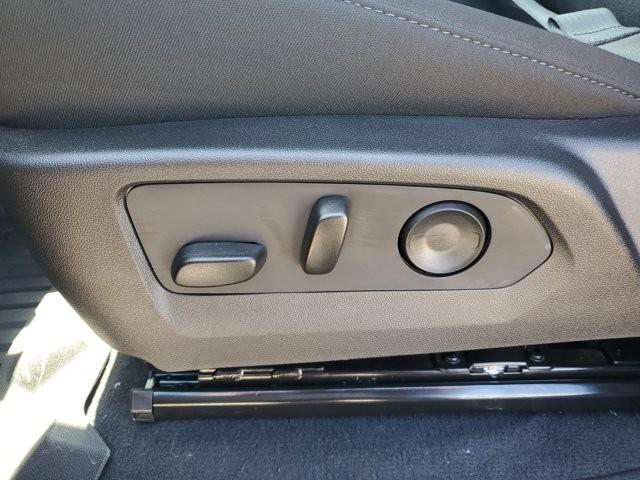 new 2025 Chevrolet Colorado car, priced at $35,920