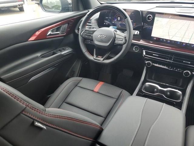 new 2025 Chevrolet Traverse car