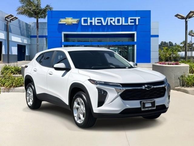new 2025 Chevrolet Trax car, priced at $22,810