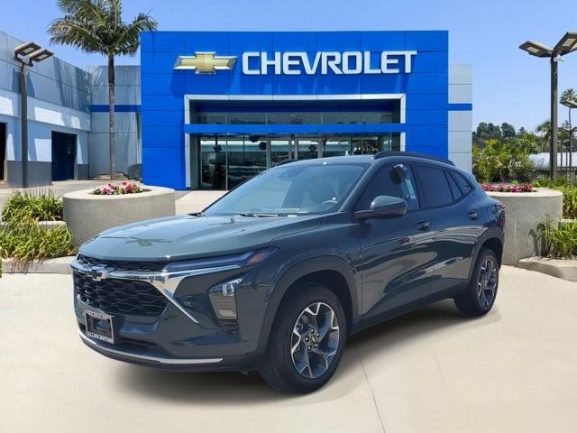 new 2025 Chevrolet Trax car, priced at $25,675