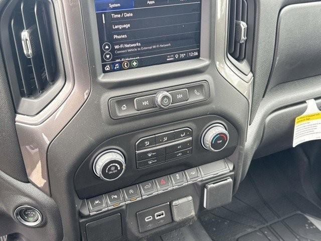 new 2025 Chevrolet Silverado 1500 car, priced at $37,905