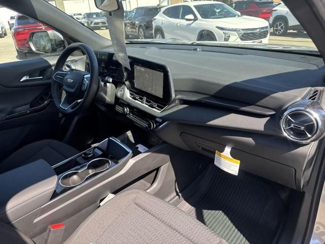 new 2026 Chevrolet Equinox car, priced at $29,290