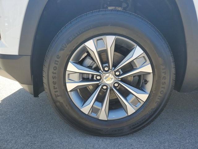 new 2026 Chevrolet Equinox car, priced at $29,390