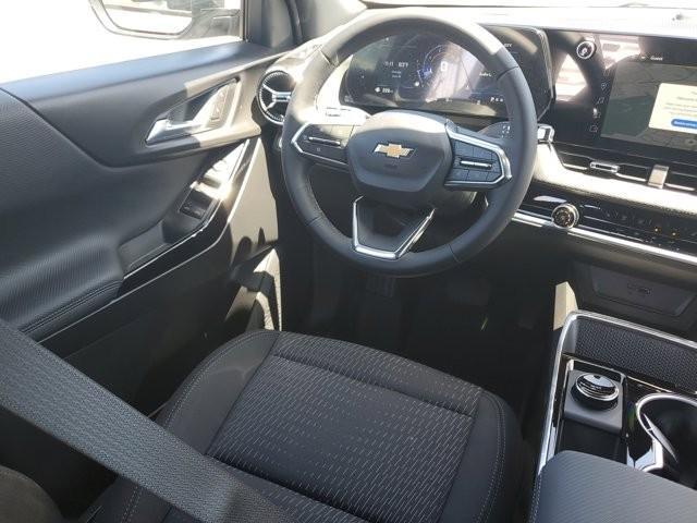 new 2026 Chevrolet Equinox car, priced at $29,390