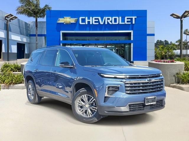 new 2026 Chevrolet Traverse car, priced at $43,915