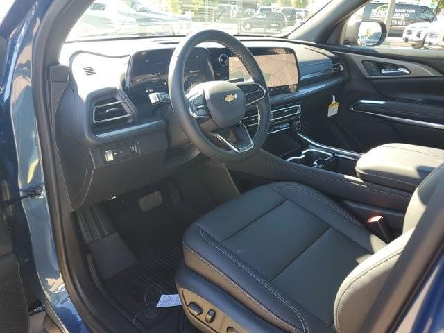 new 2026 Chevrolet Traverse car, priced at $43,915