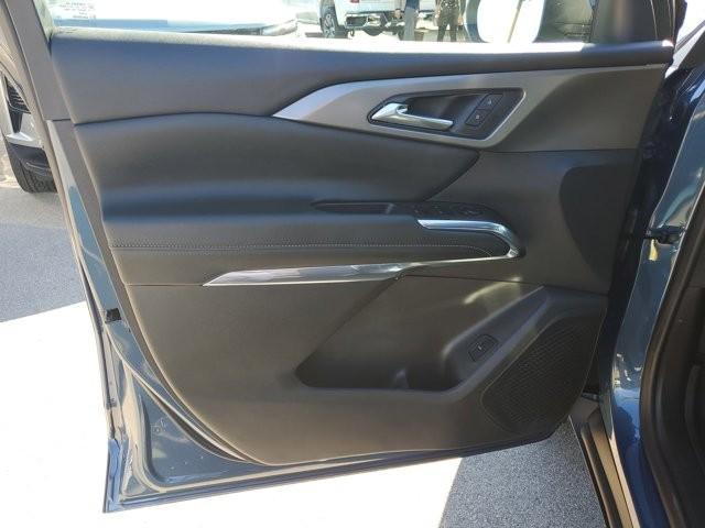 new 2026 Chevrolet Traverse car, priced at $43,915