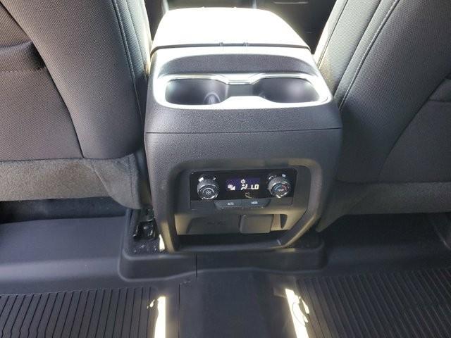 new 2026 Chevrolet Traverse car, priced at $43,640