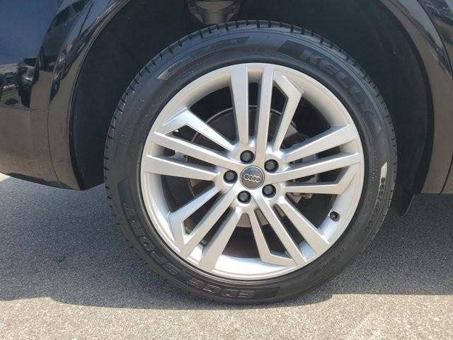 used 2018 Audi Q5 car, priced at $18,495