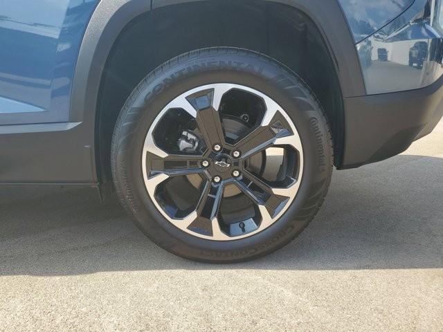 used 2026 Chevrolet Equinox car, priced at $33,165