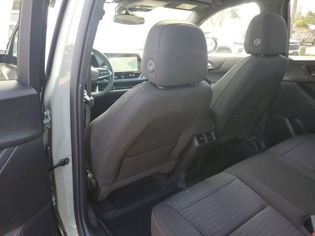 new 2026 Chevrolet Equinox car, priced at $31,960