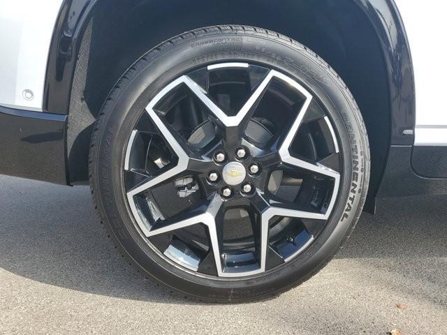 new 2026 Chevrolet Traverse car, priced at $57,710